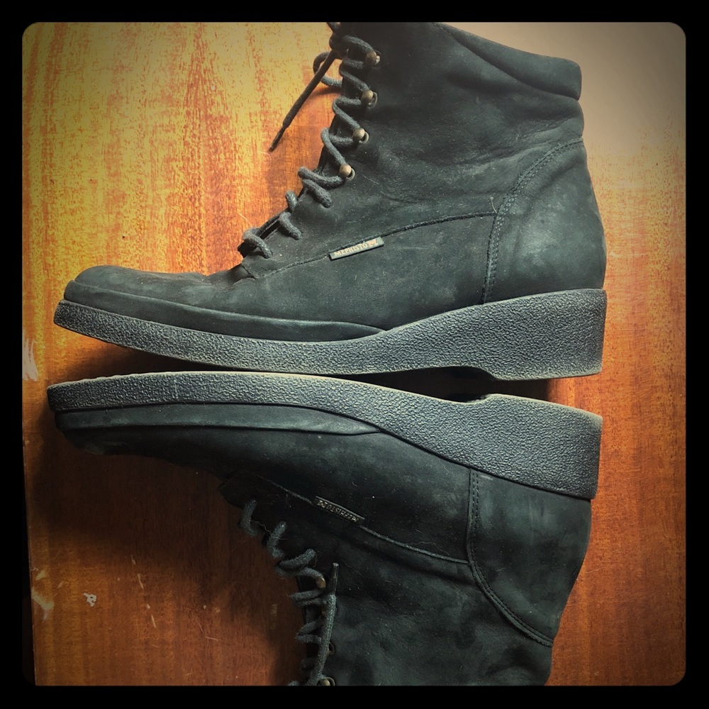 COPY - MEPHISTO sz 8.5 Women’s suede boots